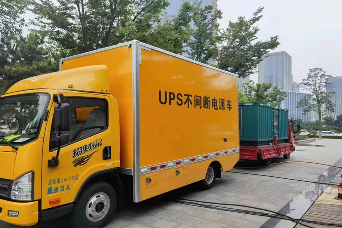 陕州发电机租赁施工现场