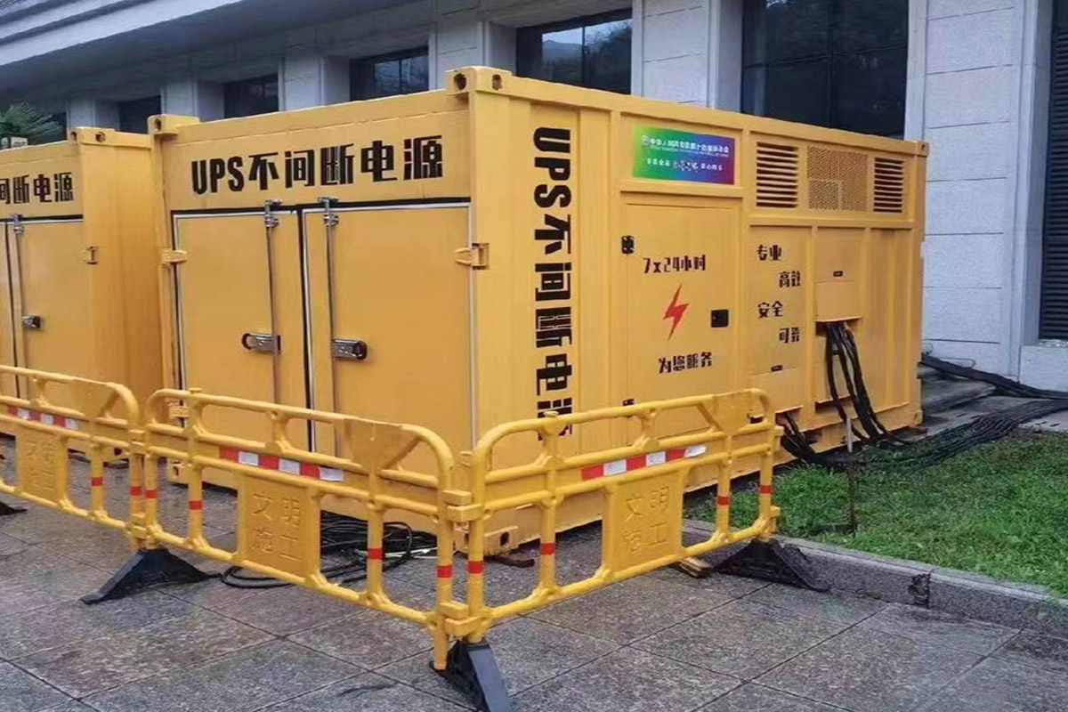 陕州发电机租赁施工现场